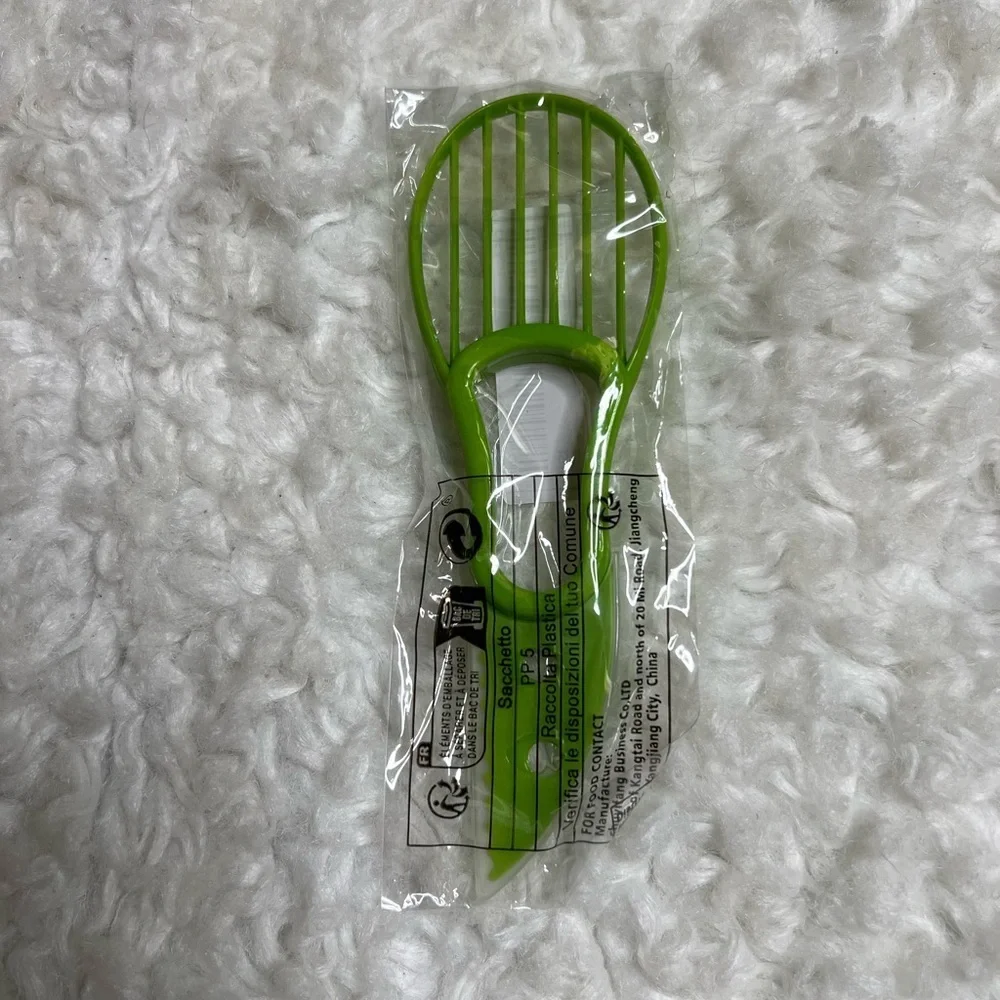 NEW AVOCADO DICED CORER, SLICING TOOL 3 IN 1 TOOL